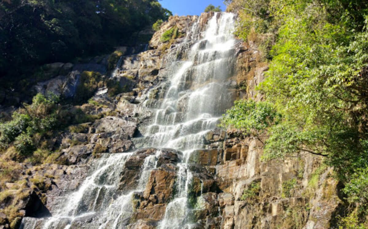 Tyrshi Falls, Road trip in Meghalaya