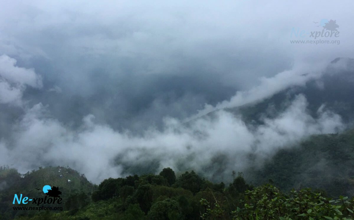 cloud covered Meghalaya, road trip in Meghalaya