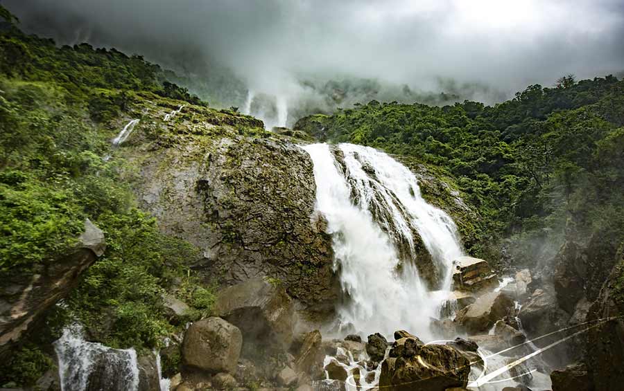 waterfalls in Meghalaya