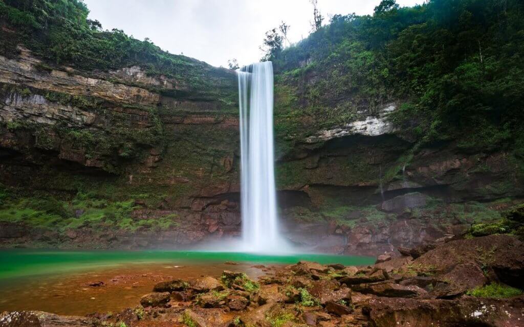Phe Phe falls , Meghalaya 